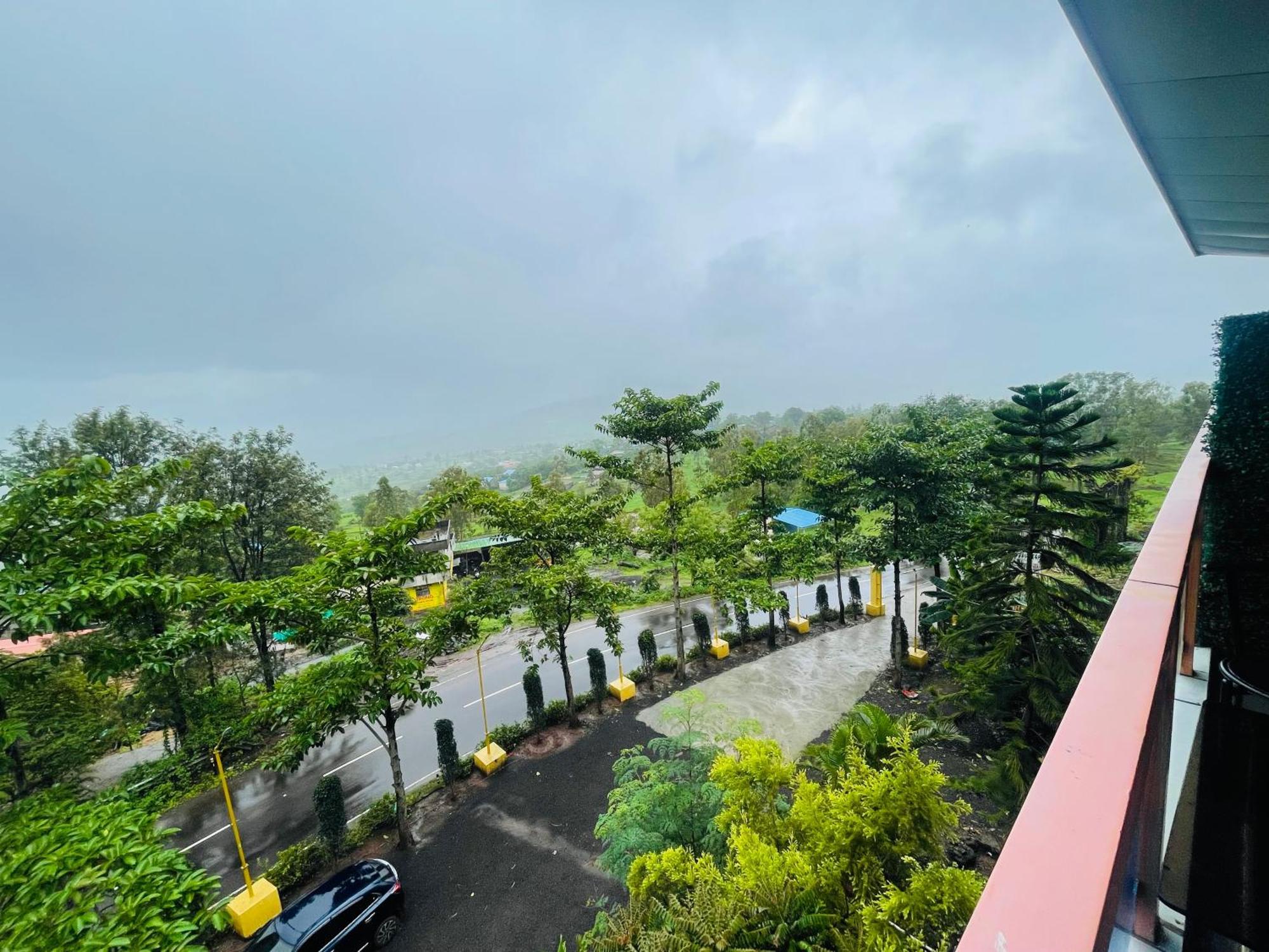 Natural Resort Panhāla Exterior foto